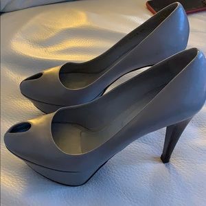Sergio Rossi gray pumps in 39. Great condition